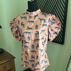 BiBi salmon colored  Top with Blue Tiger Design large